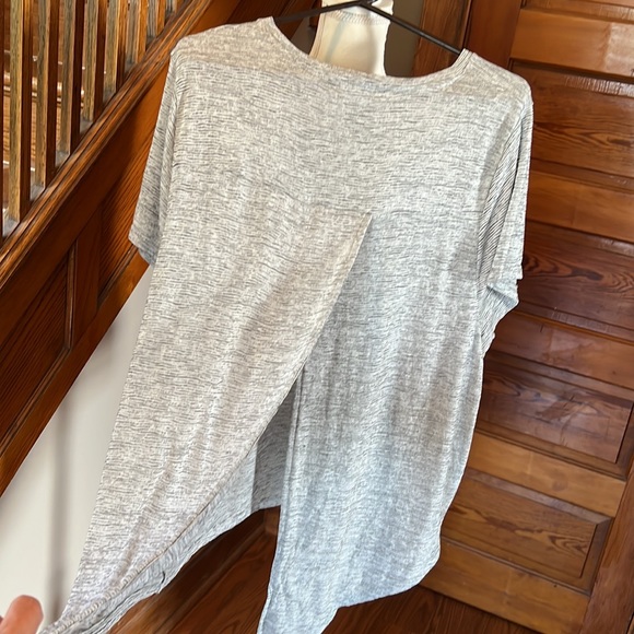 J Crew Split Back Lightweight Short Sleeved Sweater - Picture 2 of 5